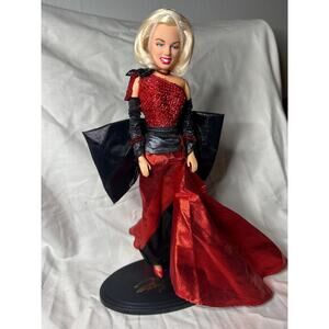 Vintage 1994 Marilyn Monroe doll in Sparkle Superstar